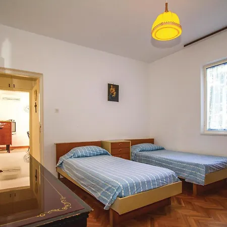 Amazing In With House Sea View *