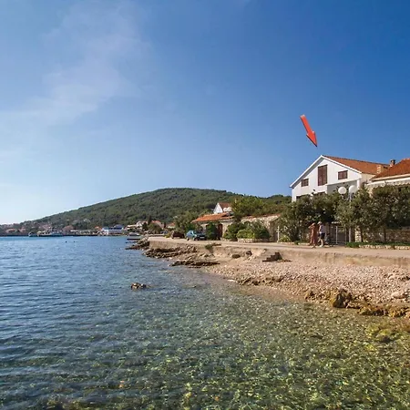 Amazing In With House Sea View *