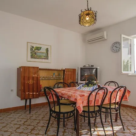 Amazing In With House Sea View